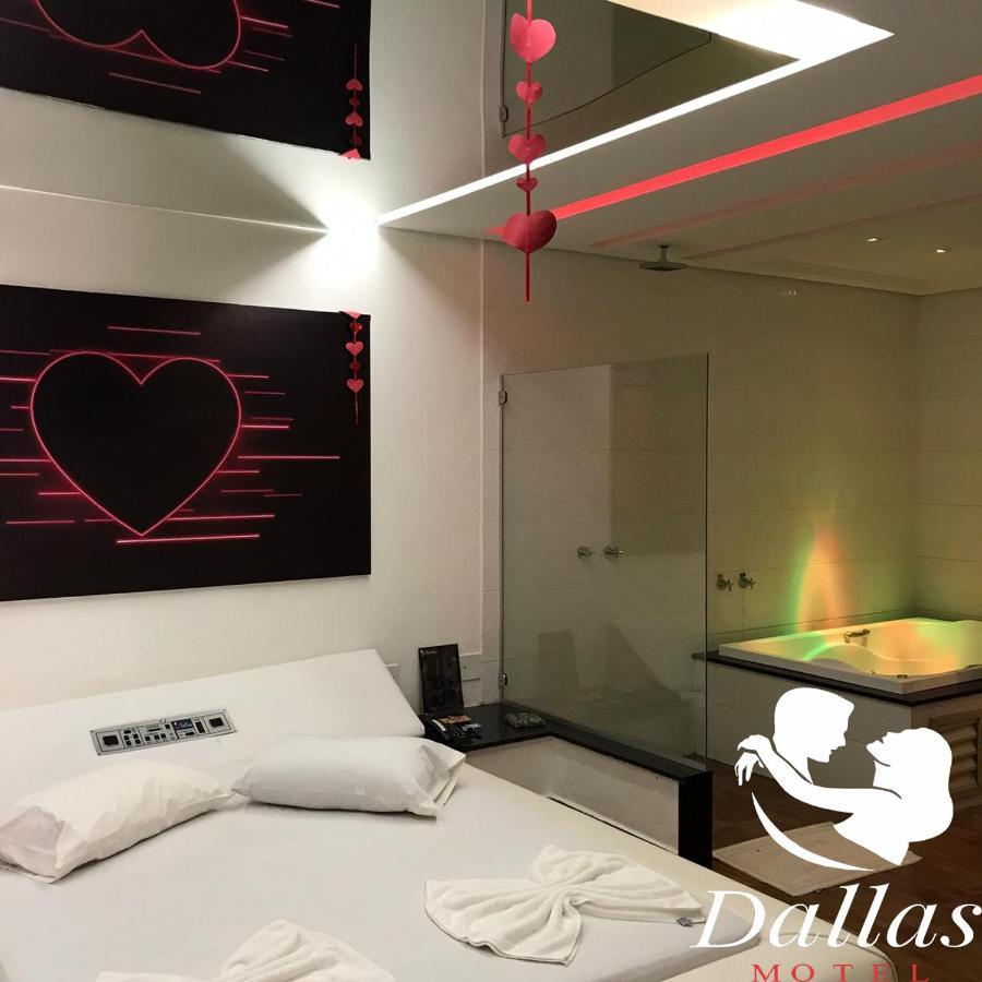 Dallas Motel Valparaiso de Goias المظهر الخارجي الصورة